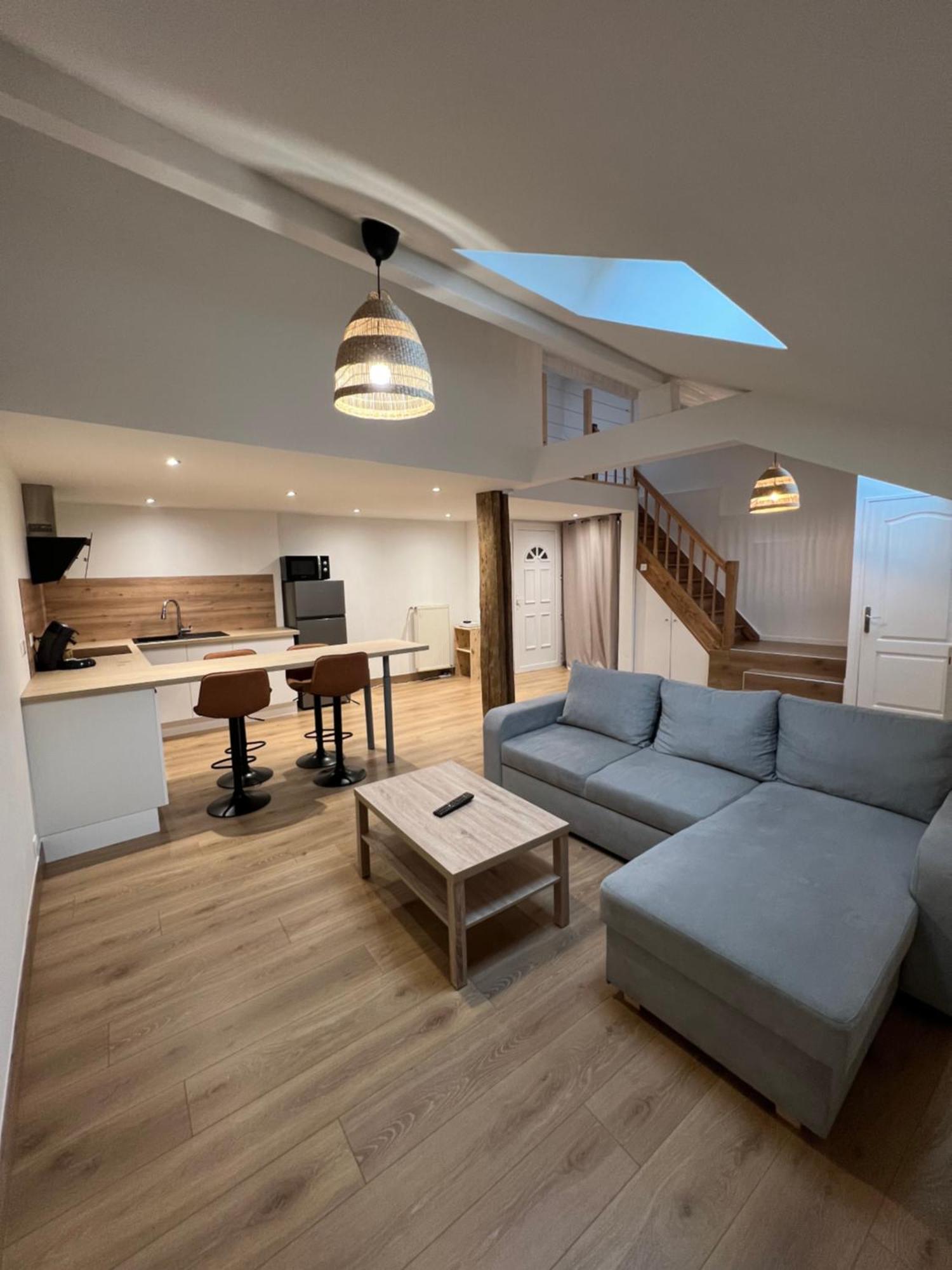 Apartment Le Confortable Wifi Parking 4 Personnes Proche Gare